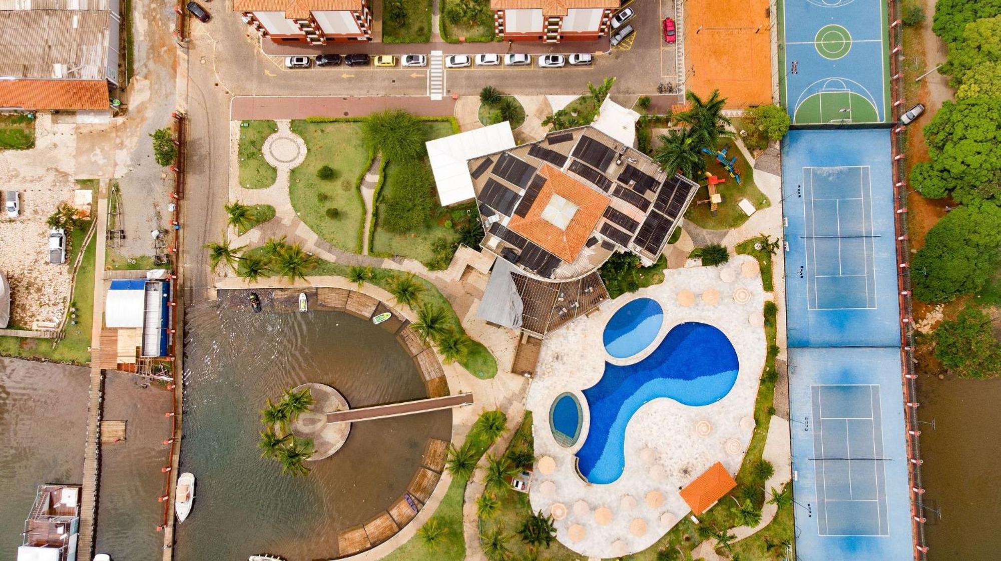 Flat Beira Lago No Centro De Bsb 브라질리아 외부 사진