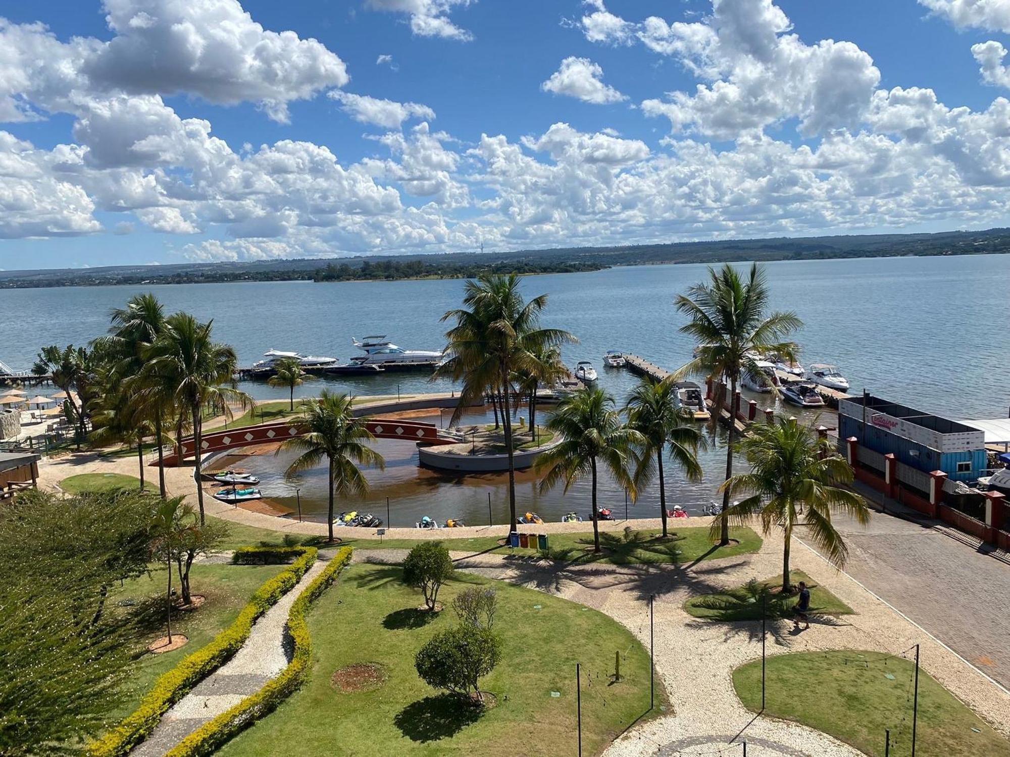 Flat Beira Lago No Centro De Bsb 브라질리아 외부 사진
